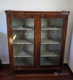 Elegante Vetrina Anticha in Noce Scuro