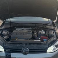 GOLF SERIE 7 ALLESTIMENTO . R.