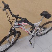 Mountain bike nuova