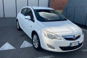 Opel Astra 1.7 CDTI 125CV 5 porte Cosmo