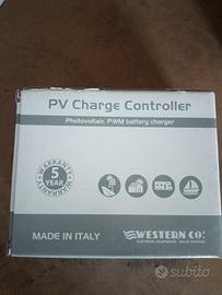 regolatore tensione fotovoltaico 