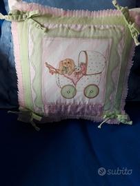 Cuscino fatto tutto a mano, sfoderabile 