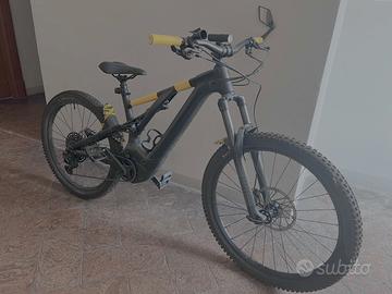 Specialized Turbo Levo '22
