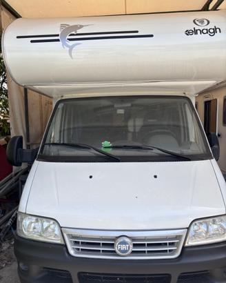 Camper mansardato