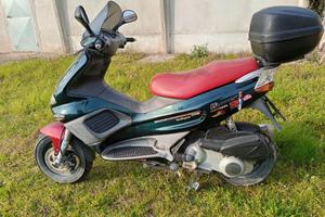 scooter Gilera runner