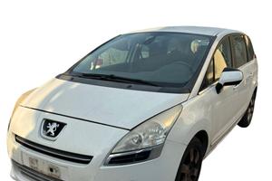 RICAMBI PEUGEOT 5008 2010 1.6 DIESEL 80KW