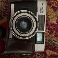macchina forografica Ferrania 3M 3035