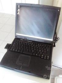 Pc Portatile Travelmate 527TXV (ricambi) + borsa +