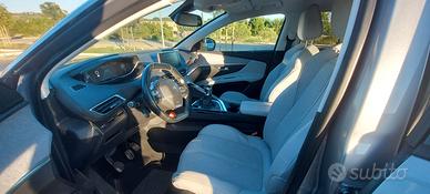 PEUGEOT 3008 1.5 BlueHDi 130 ALLURE  6-2018