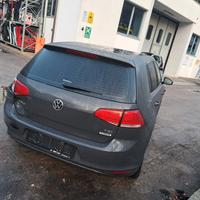 Ricambi Volkswagen Golf VII versione 1.2 B 2016