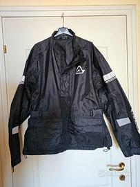 Tuta antipioggia divisibile