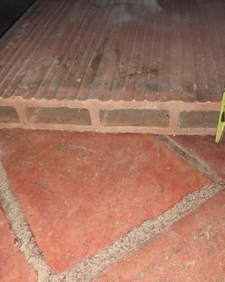 Tavelloni per edilizia 0,30 al pezzo trattabili