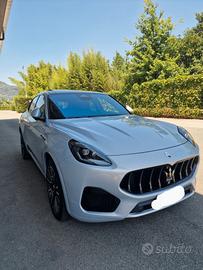MASERATI GRECALE 300cv