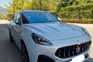 MASERATI GRECALE 300cv