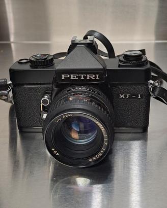 Macchina fotografica Petri 