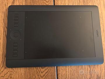 Wacom Intuos Pro M (2017) con ricevitore Wi‑Fi