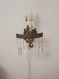 Coppia di applique in bronzo e cristalli