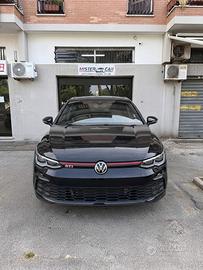 Volkswagen Golf GTI 2.0 TSI