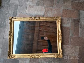 grande specchio cornice dorata