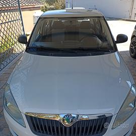 Auto come nuova
