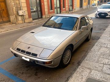 Porsche 924 TURBO