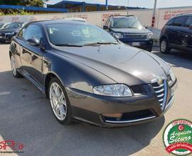 ALFA ROMEO GT 1.9 JTDM 16V Sport