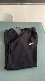 Pantaloni Nike