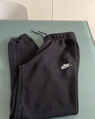 Pantaloni Nike