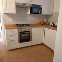 Cucina completa di elettrodomestici
