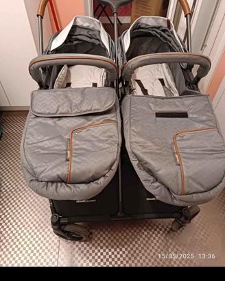 Passeggino gemellare