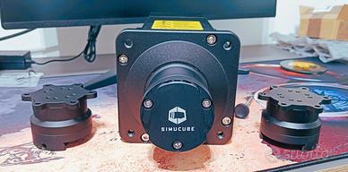 SIMUCUBE 2 PRO + 2 Quick Release volante