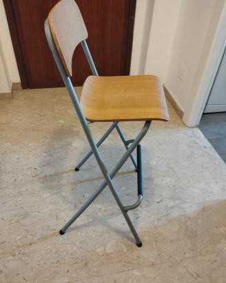 sgabello richiudibile