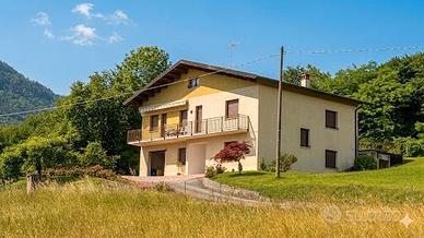 Casa indipendente con splendida vista panoramica