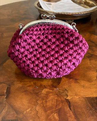 Borsa all’uncinetto con tracolla