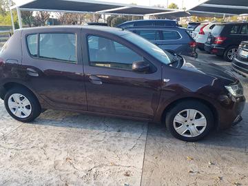 DACIA Sandero 1.5 dCi 8V 75CV Start&Stop Lauréat