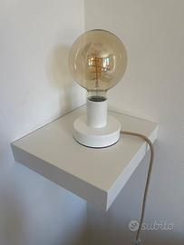 mensola IKEA + lampada
