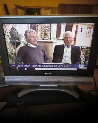 Televisore sharp AQUOS 26" originale made in Japan