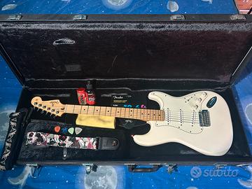 Fender player stratocaster made in mexico  maple
