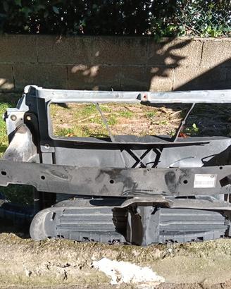 Rivestimento anteriore per BMW e 87 del 2005