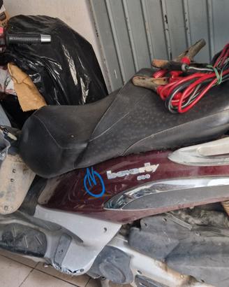 Piaggio beverly 500
