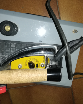 Ferro da stiro a caldaia