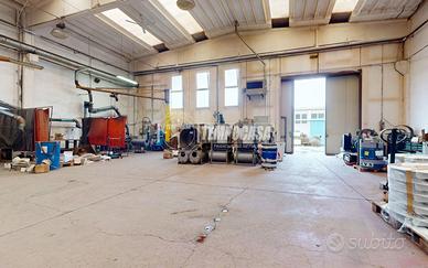 Capannone a Valsamoggia Via Cassola 2 locali