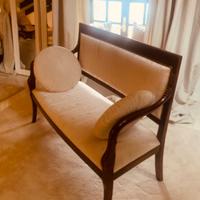 Salotto  completo  in ciliegio .