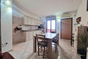 Trivano in mini condominio con cantina