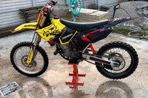 Suzuki rm 125 2t 2006