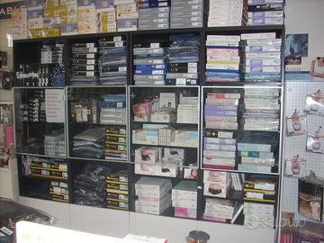 Mobili arredamento scaffali