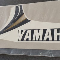 -Emblema Sx Yamaha Aerox 50 1BXF83A13000