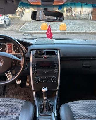 Mercedes 200  classe B