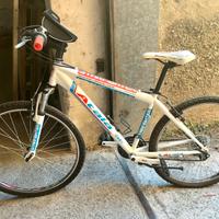 Mountain bike Atala Starfighter 27.5