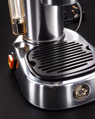 La pavoni Professional a leva e accessori. 